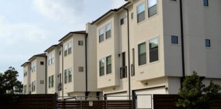 Jak obliczyć średnią ważoną przykład?