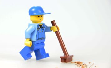 Jak oczyścić wodę w akwarium?