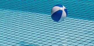 Jak pozbyć się chloru z wody pitnej?